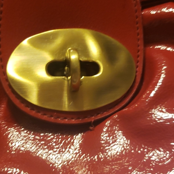 Express red feaux leather clutch - Picture 3 of 5